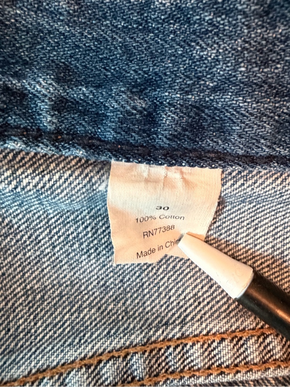J Crew Medium-Wash Blue Denim Cut Off Raw Hem Shorts Size 30 - Picture 5 of 7